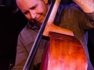 20140328 Drew Gress - Gustav Eckart, Photographie