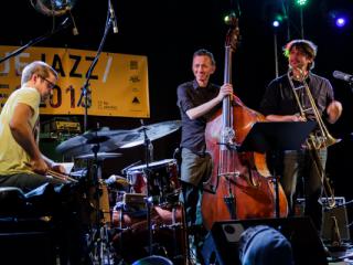 Matthias Rosenbauer Johannes Fink Gerhard Gschlössl Der Moment NUEJAZZ 20131025 - Gustav Eckart, Photography