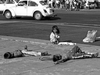 Mexico Strassenkinder 1 - Gustav Eckart, Fotografie