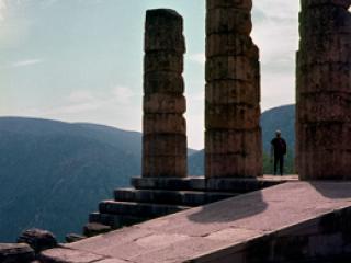 Delphi 3 - Gustav Eckart, Fotografia