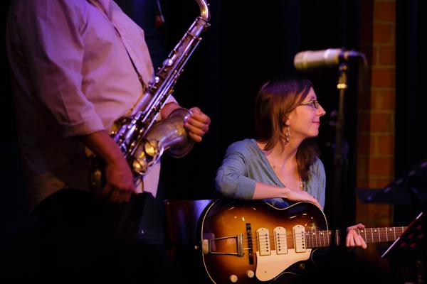 Ches Smith &amp; These Arches - Tony Malaby Mary Halvorson 20140429 - Gustav Eckart, Fotografie