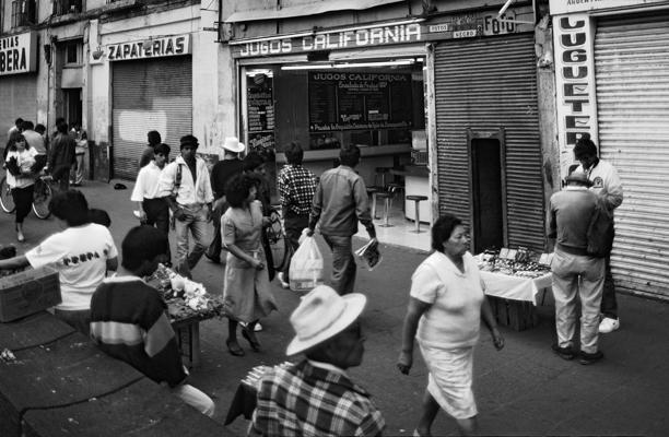 Mexico Strasse 3 - Gustav Eckart, Fotografia